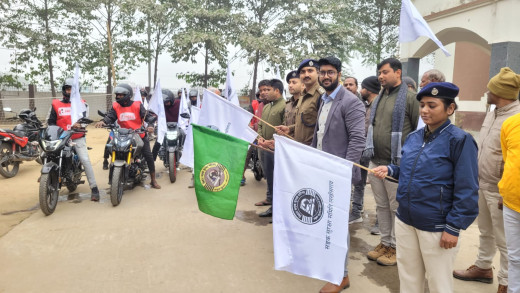 सड़क सुरक्षा माह के तहत बाइक रैली का आयोजन